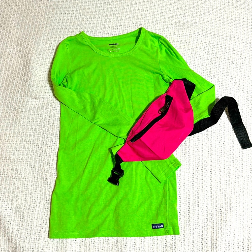 Neon green long sleeve shirt with pink fanny pack